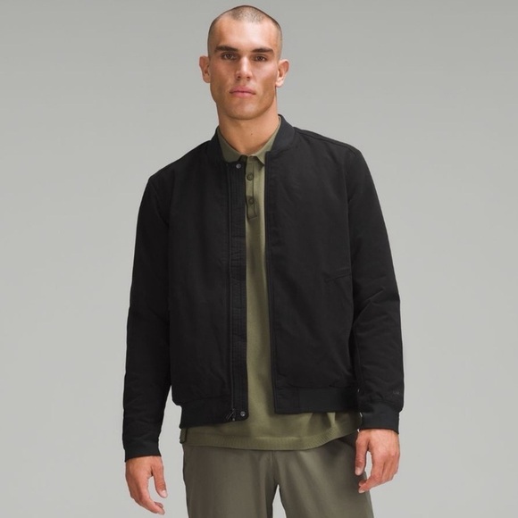 Lululemon Men’s Switch Over Bomber Jacket Winter Coat Black Reversible Large NWT - Picture 1 of 15
